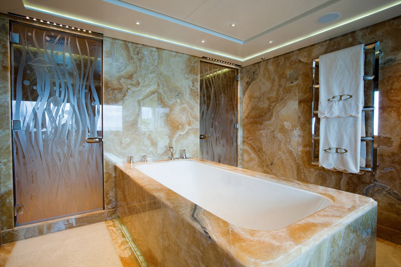 Guest Cabin Ensuite
