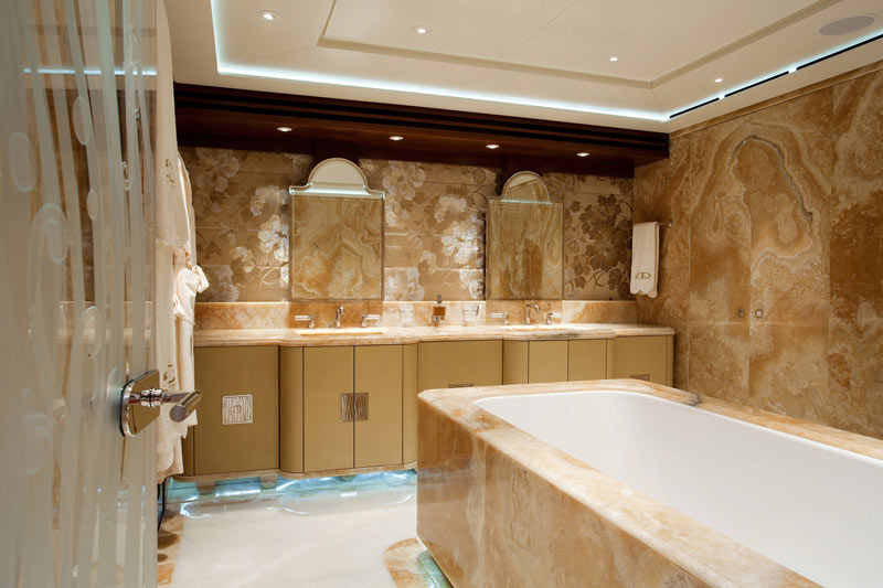 Guest Cabin Ensuite