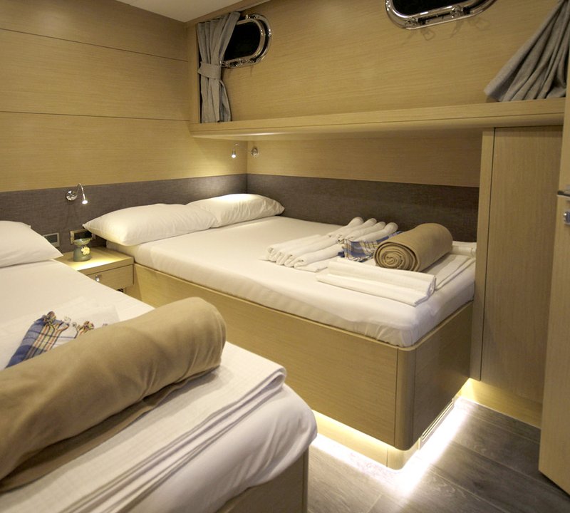 Guest cabin