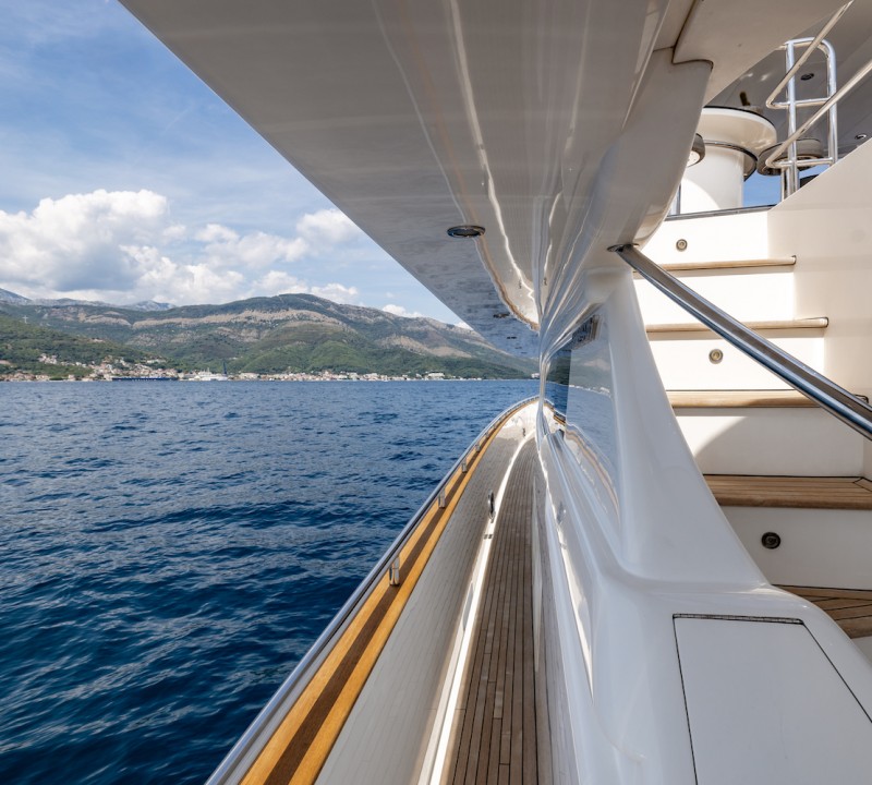 Side Deck