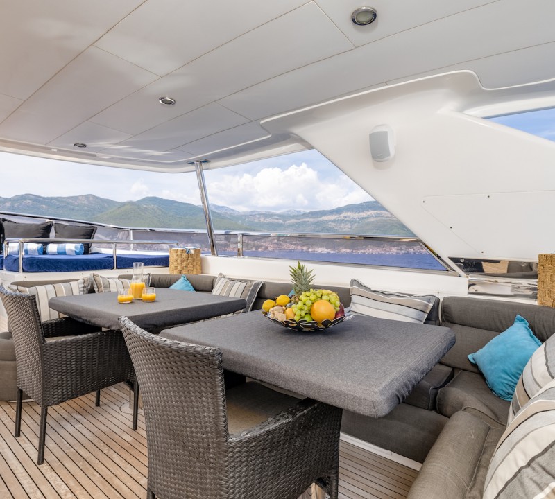 Sun Deck Dining