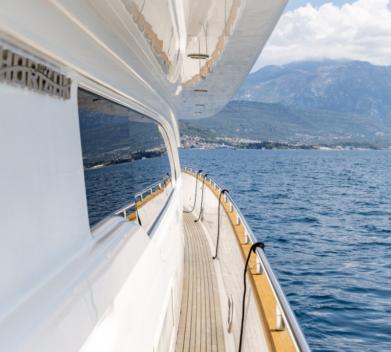 Side Deck