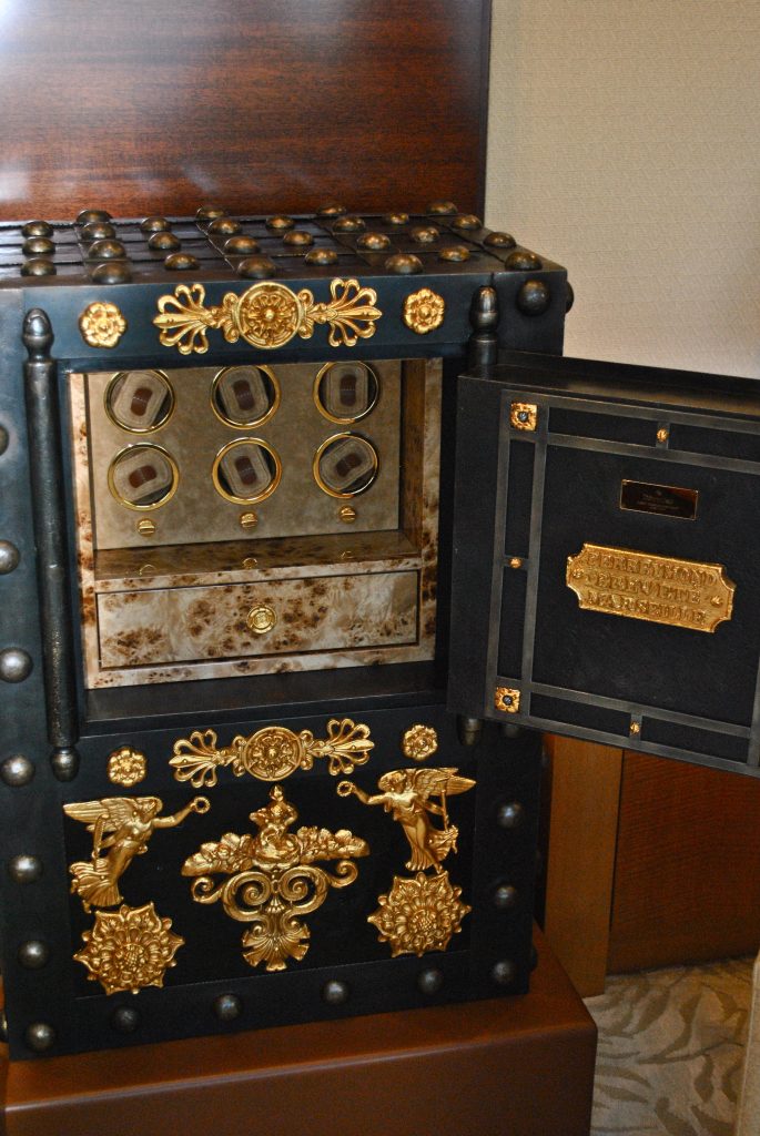 Interior - Details