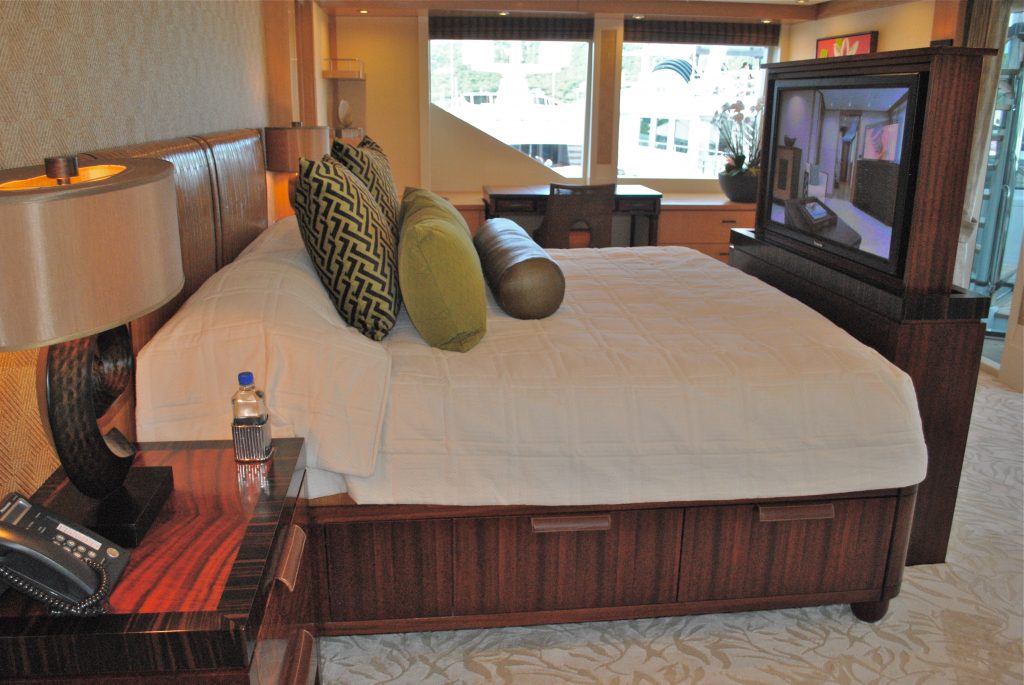 Guest Cabin 00004