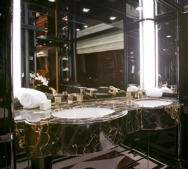 Ensuite