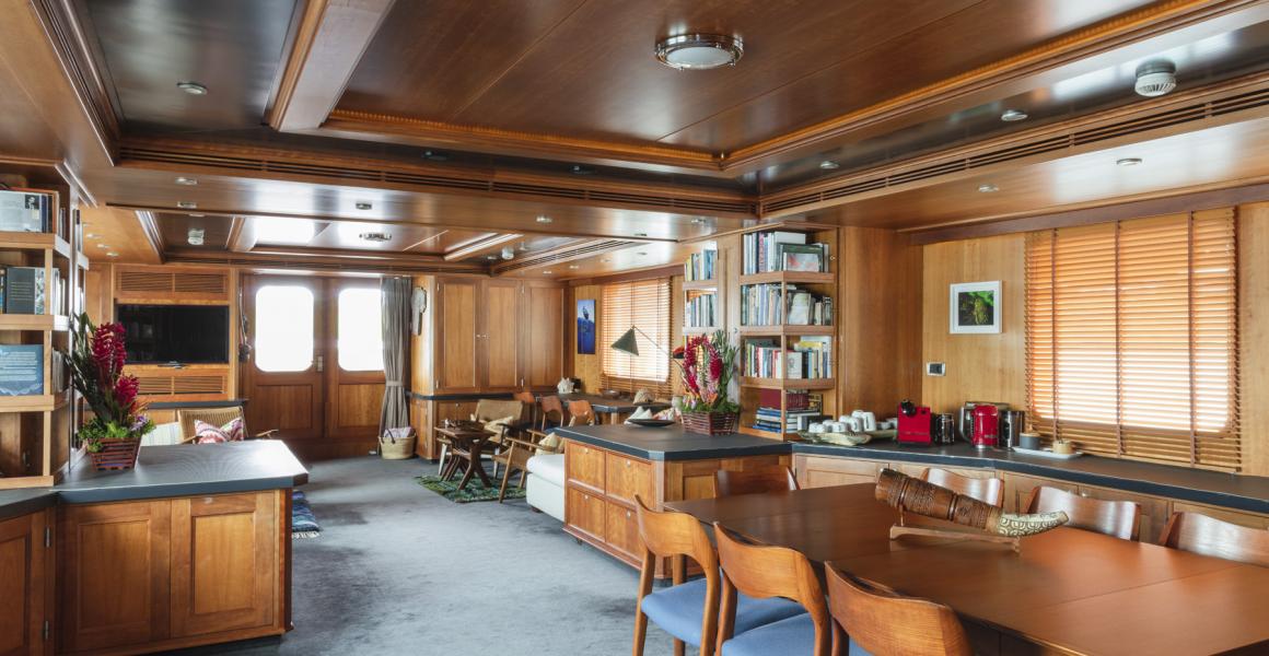 Saloon Dining Area