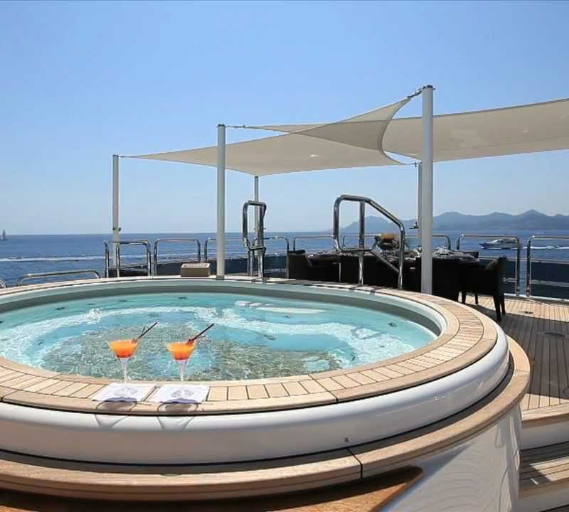 Jacuzzi