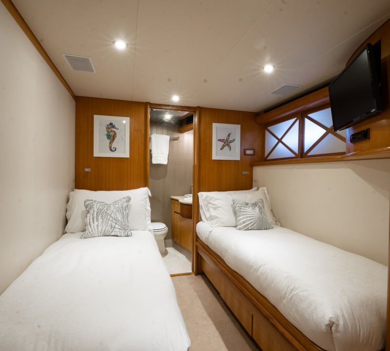 Twin Cabin