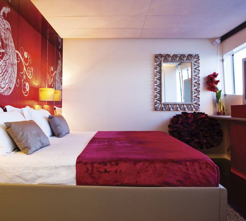 Guest Cabin