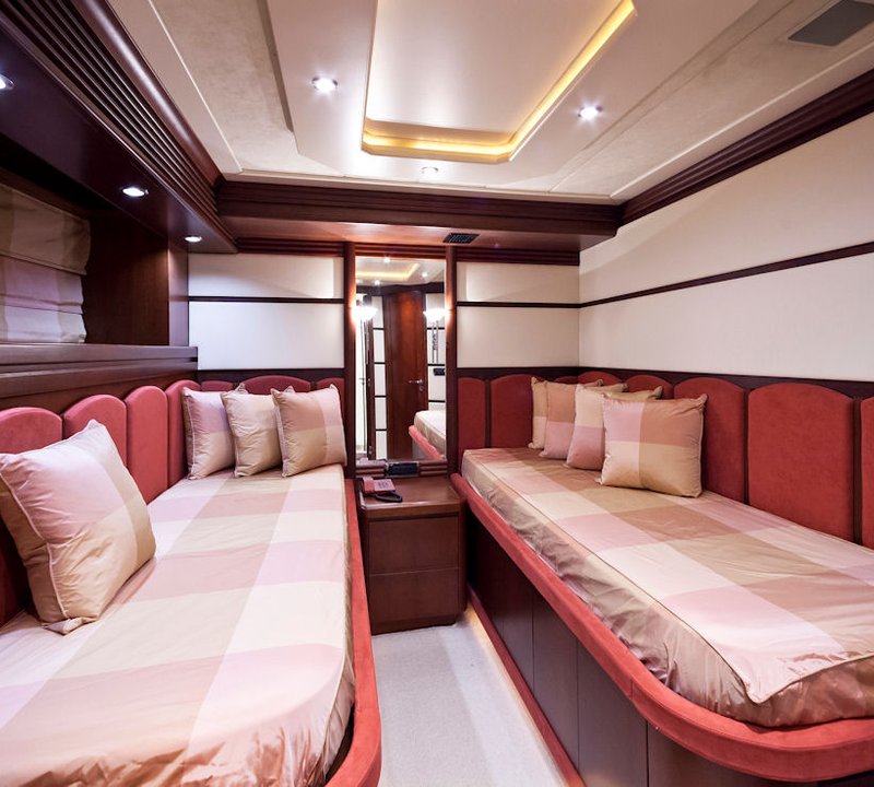 Twin Cabin