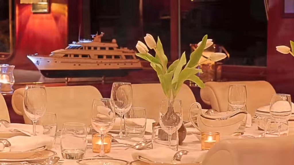 Interior Dining