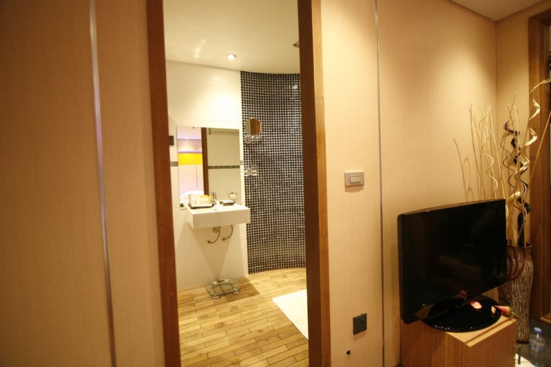 Ensuite