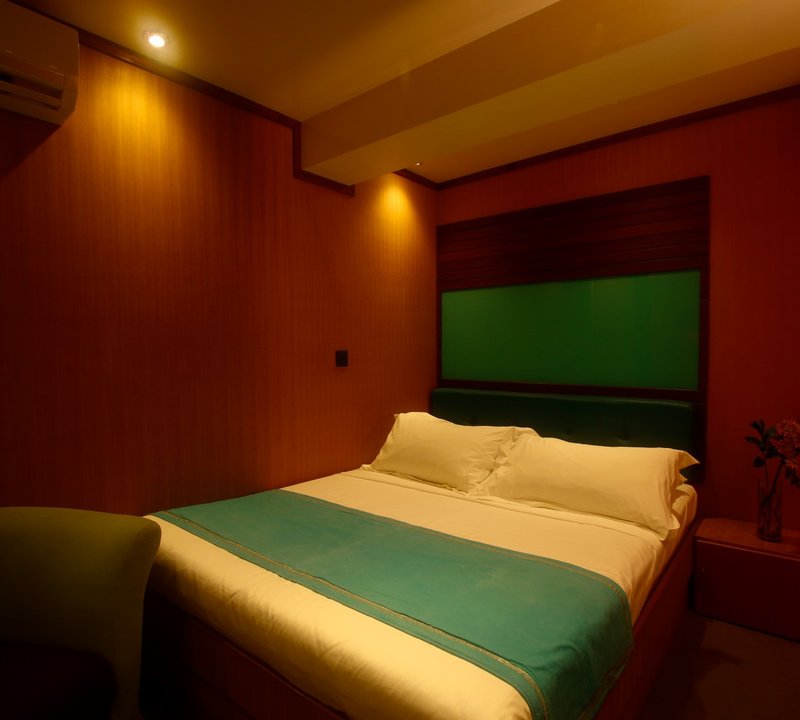 Guest Cabin