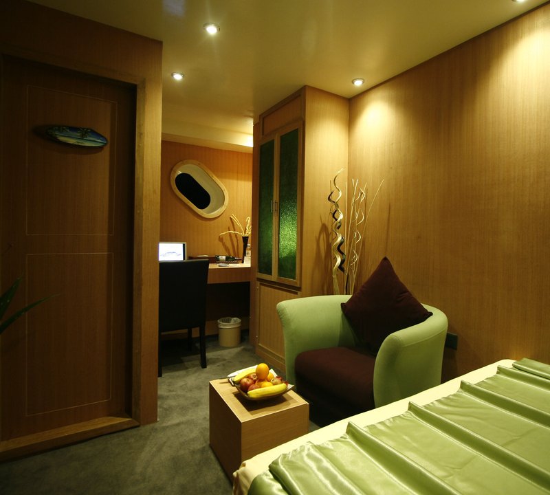 Guest Cabin