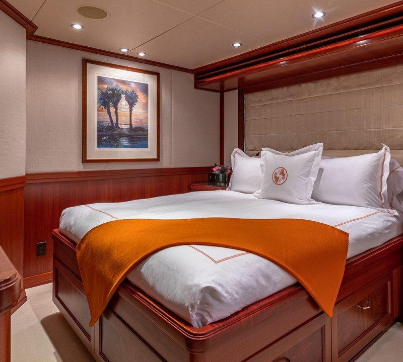Double Cabin