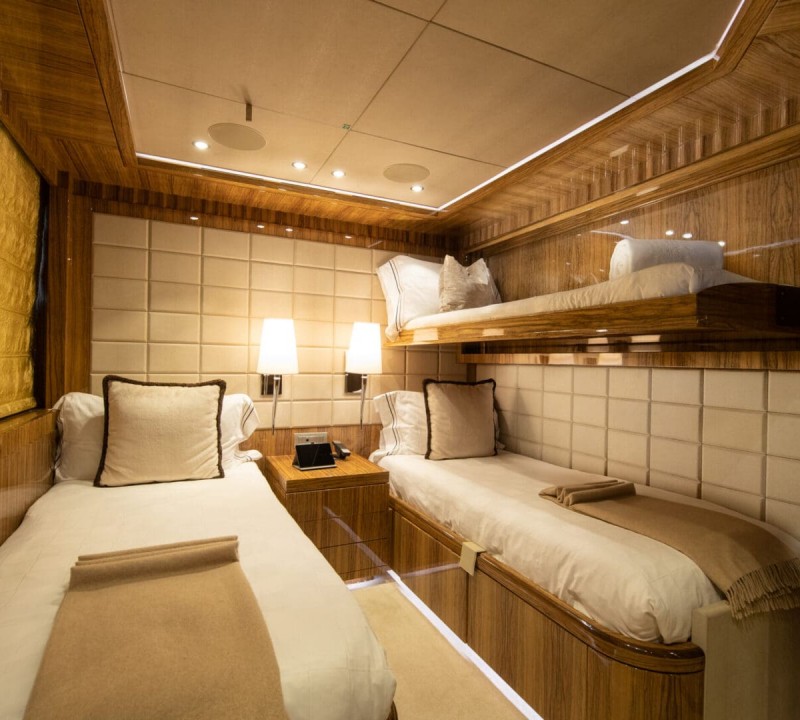 Twin Cabin With Bunk Bed