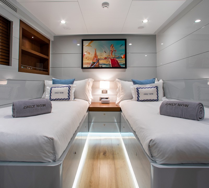 Twin Cabin