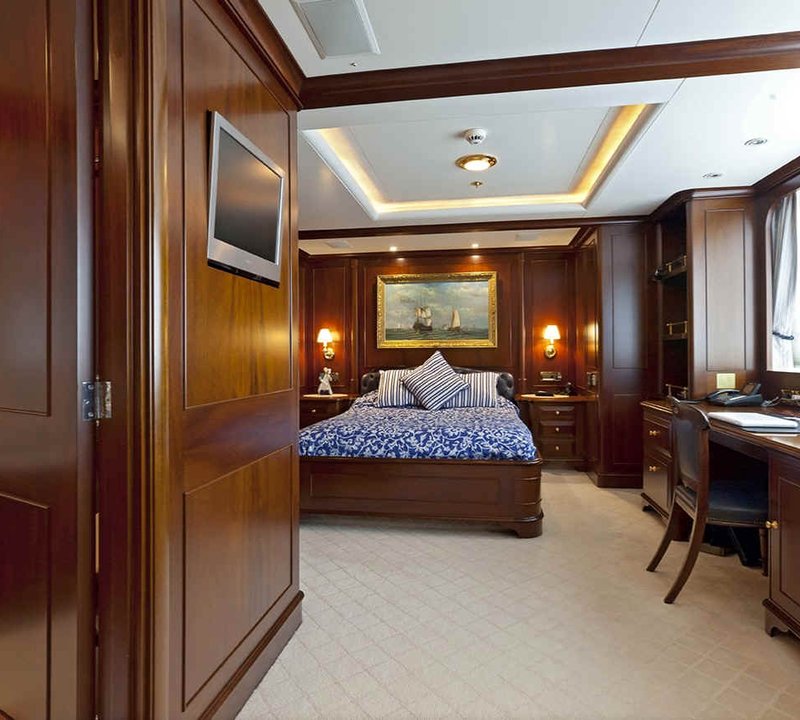 Double Cabin