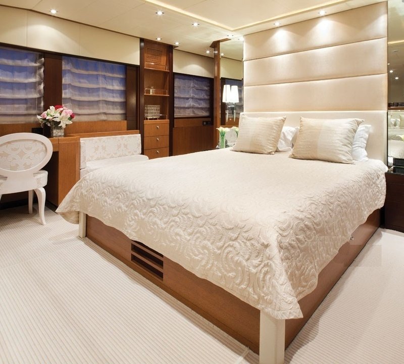 Double Cabin