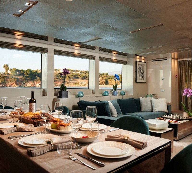 Main Dining