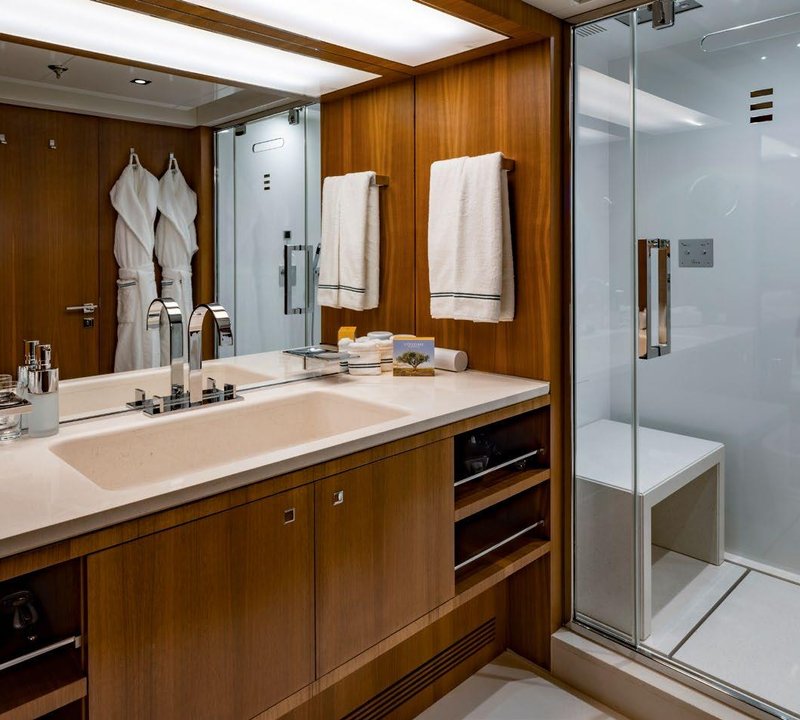 Ensuite