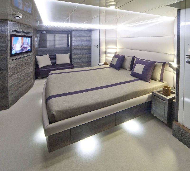 Double Cabin