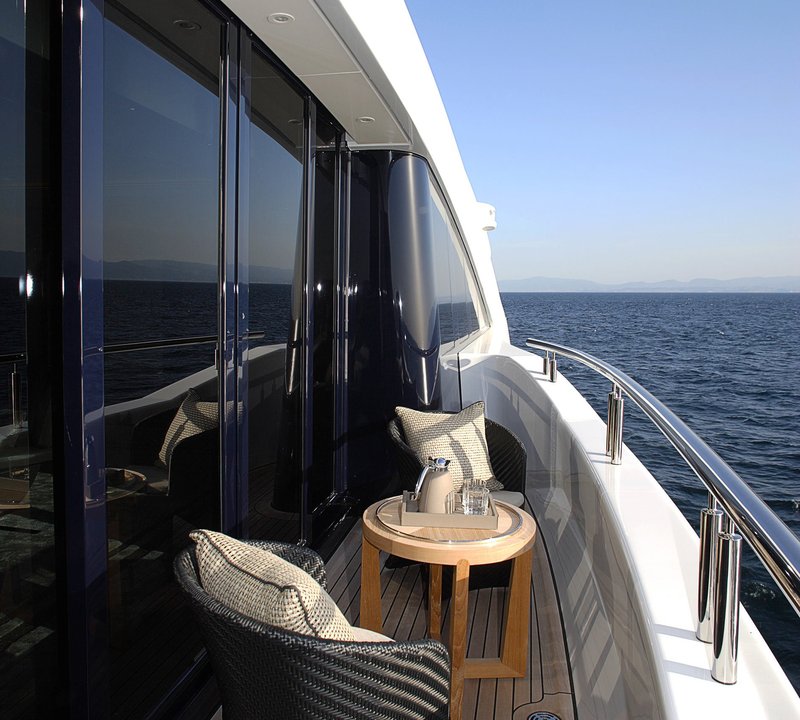 Side Deck