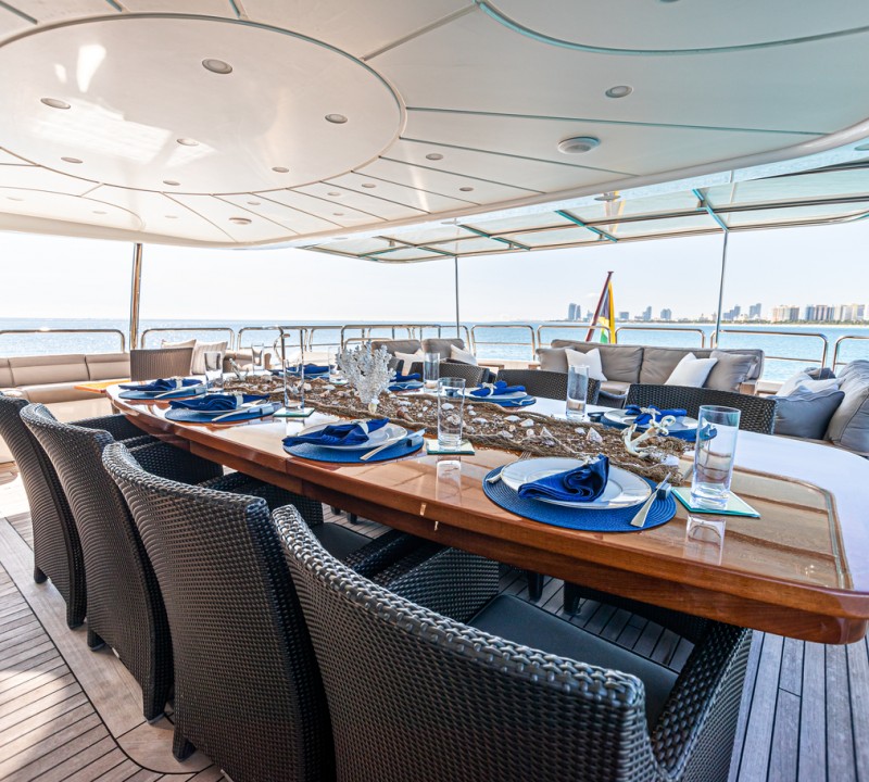 Upper Deck Dining
