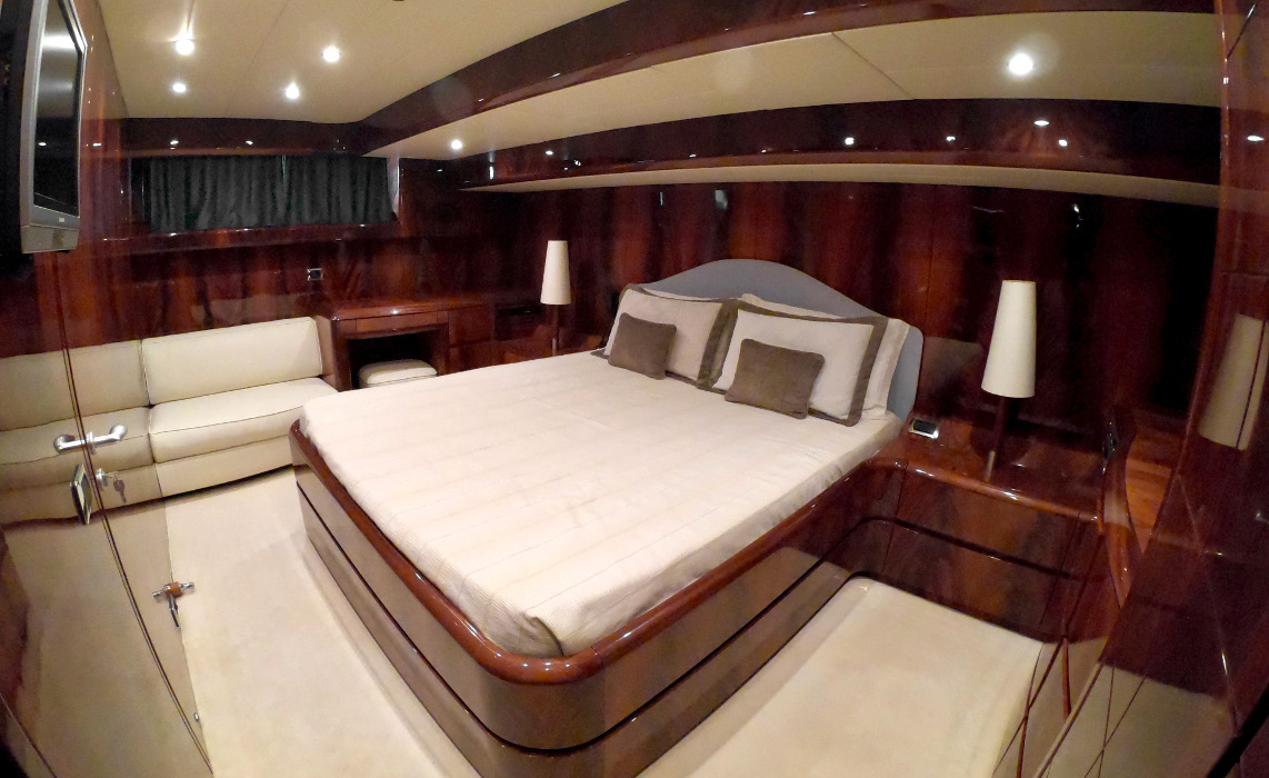 Double Cabin
