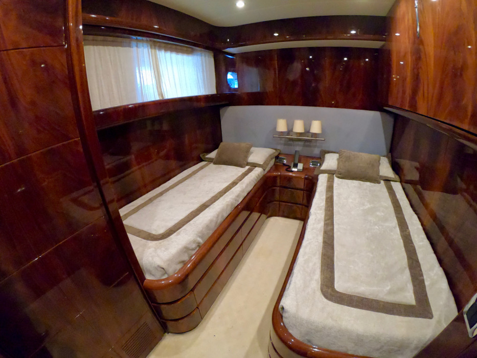 Twin Cabin
