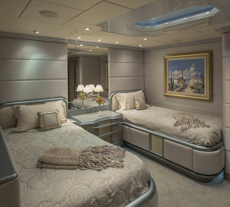 Twin Cabin