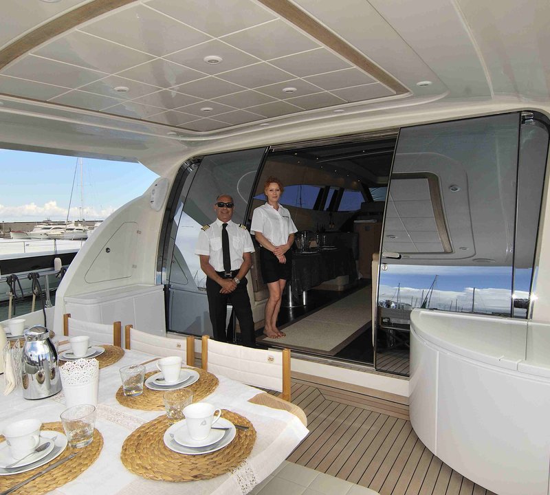 MY AMIR III - Aft deck