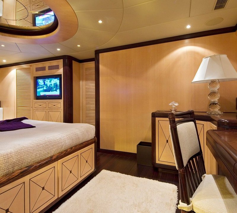 Double Cabin