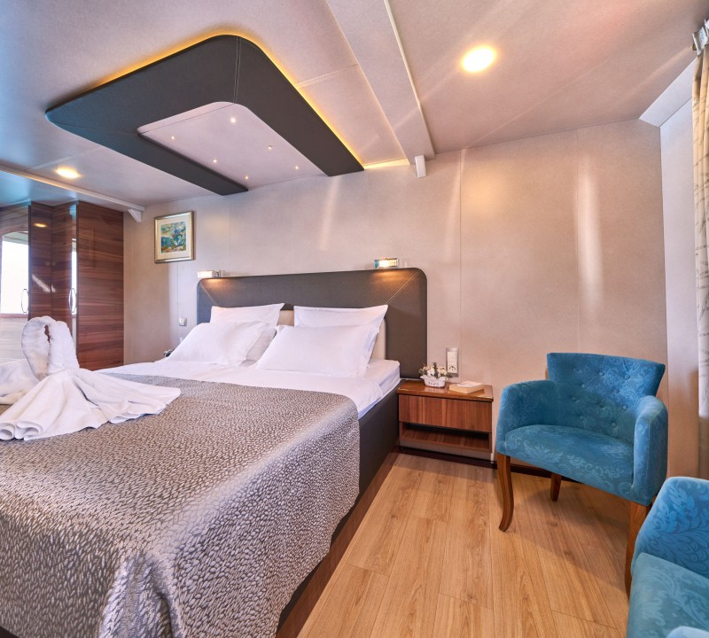 Double Guest Cabin