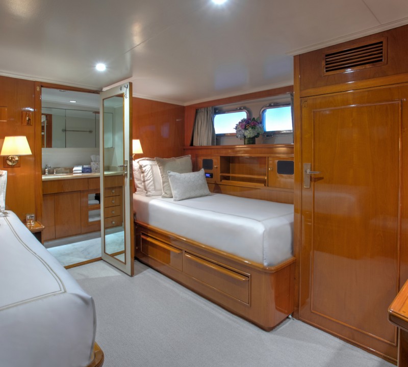 Twin Cabin