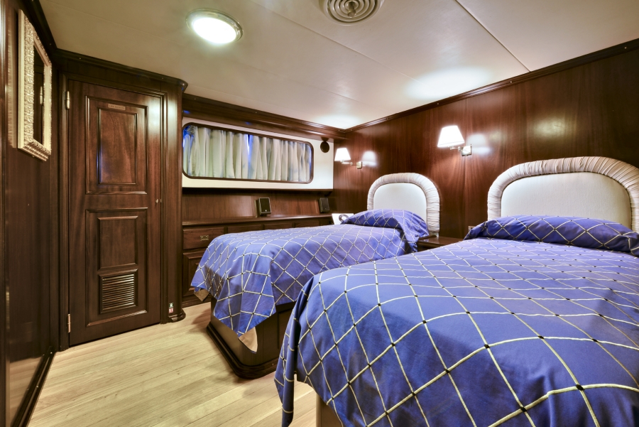 Guest twin cabin