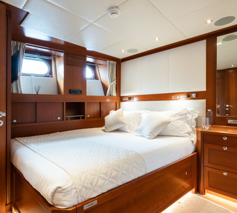 Double Cabin