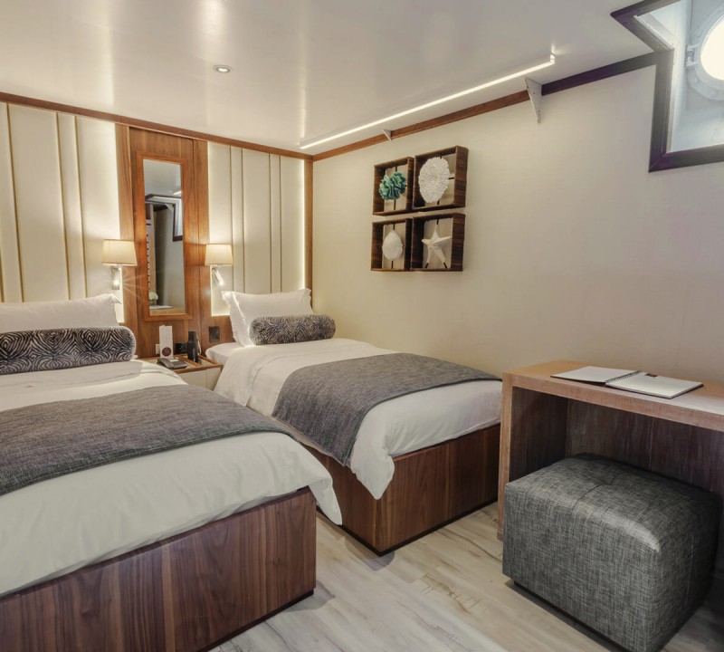 Twin Cabin