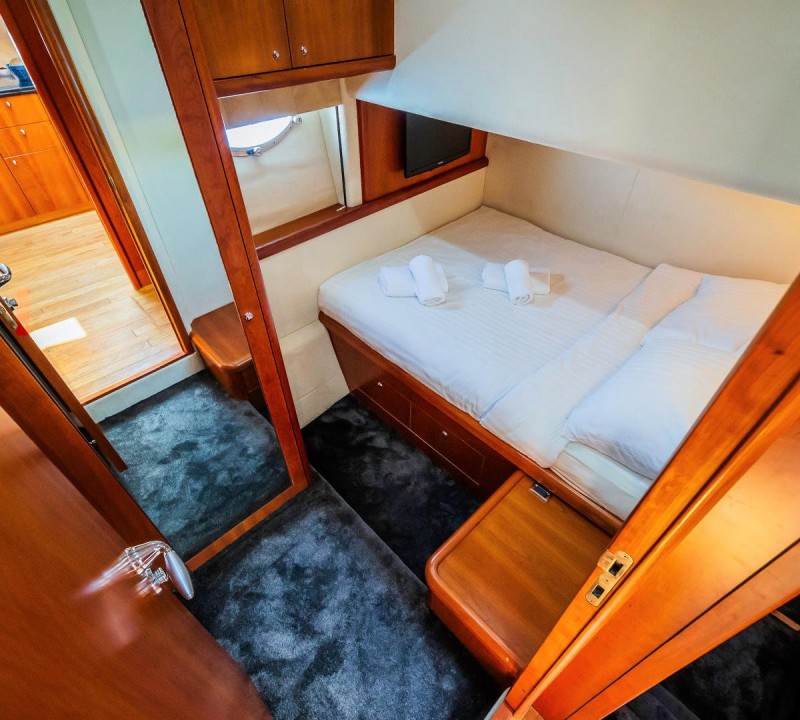 Guest Cabin