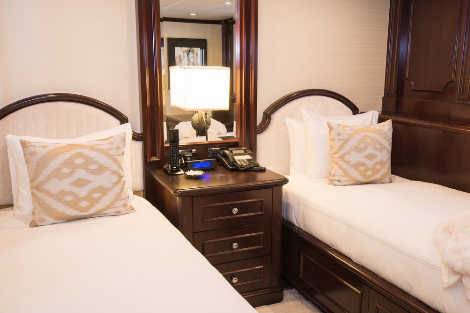 Twin Cabin