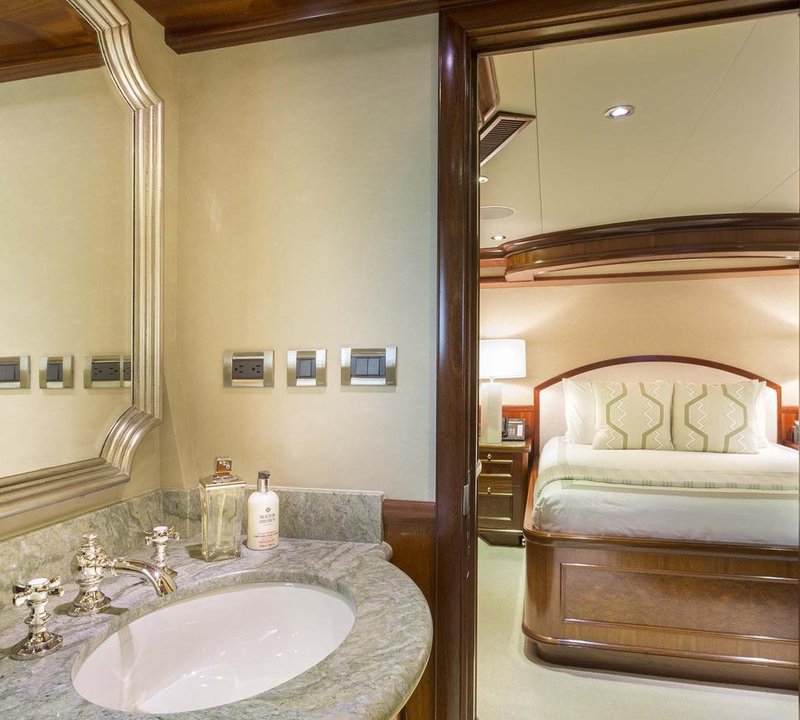 Ensuite