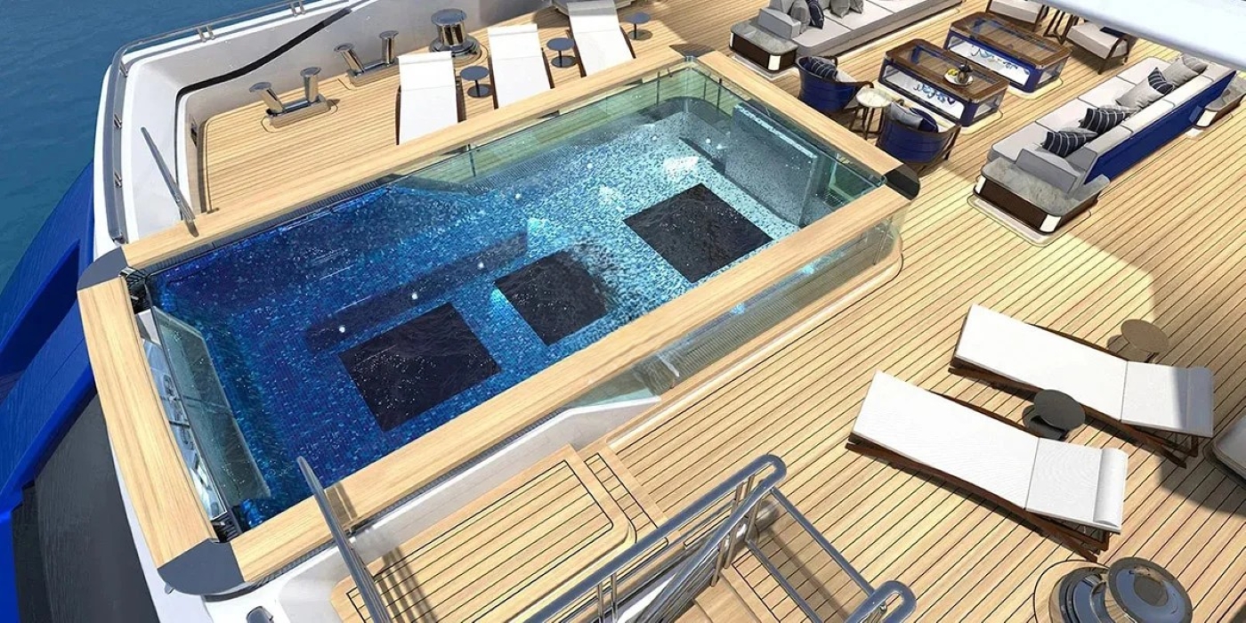 Exterior Sunbathing Area