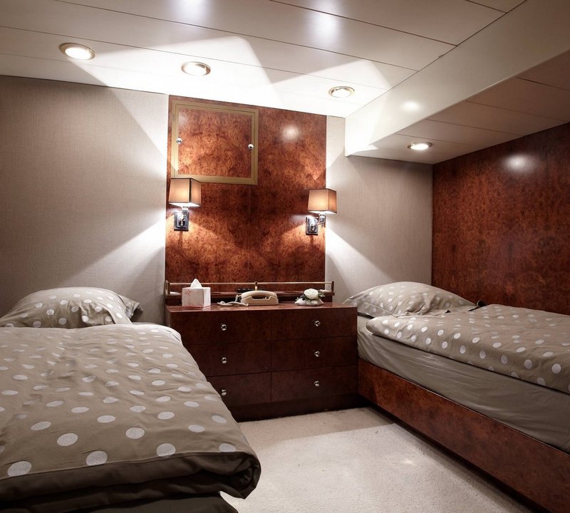 Twin Cabin
