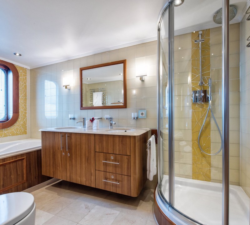 Ensuite Bathroom