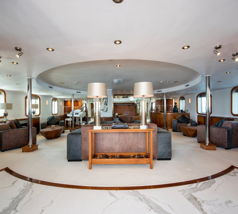 Saloon