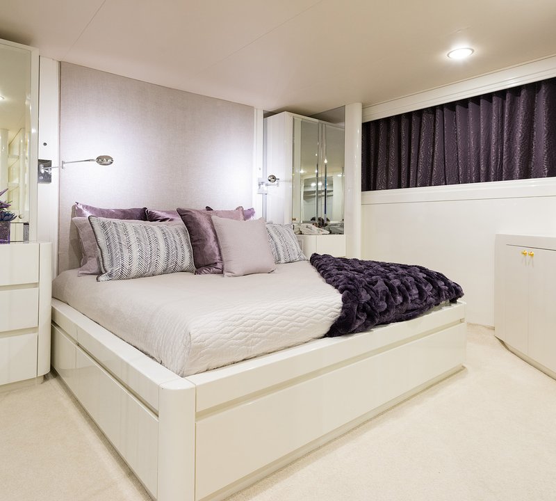 MY SHES A 10 - Guest cabin
