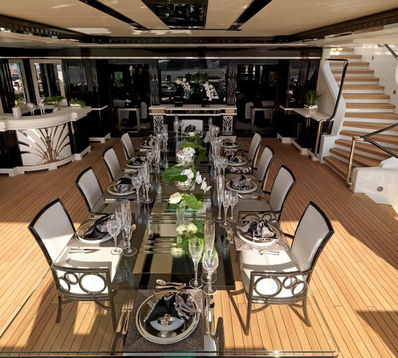 MY SILVER ANGEL - Bridge deck alfresco dining