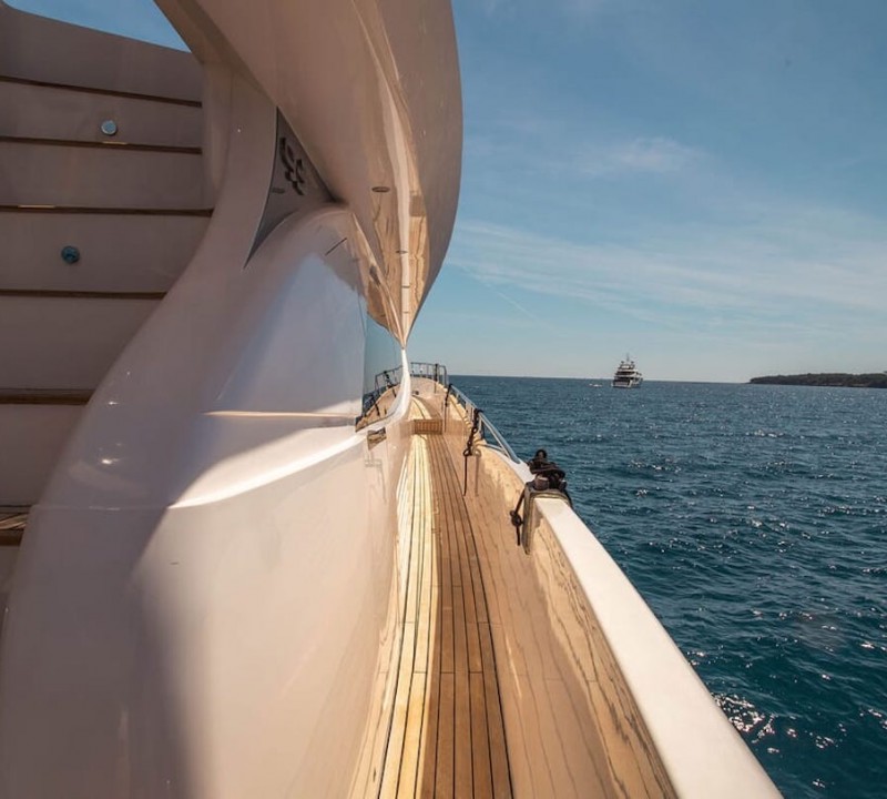 Side Deck
