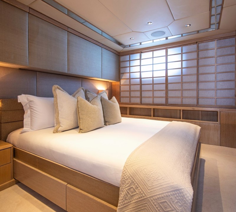 Double Cabin