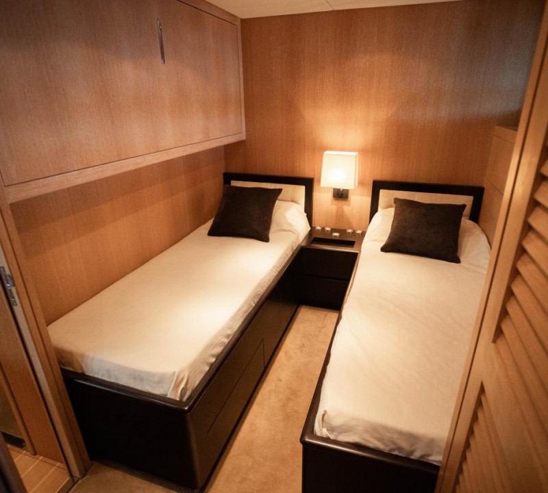 Twin Cabin